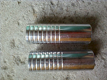 pegs